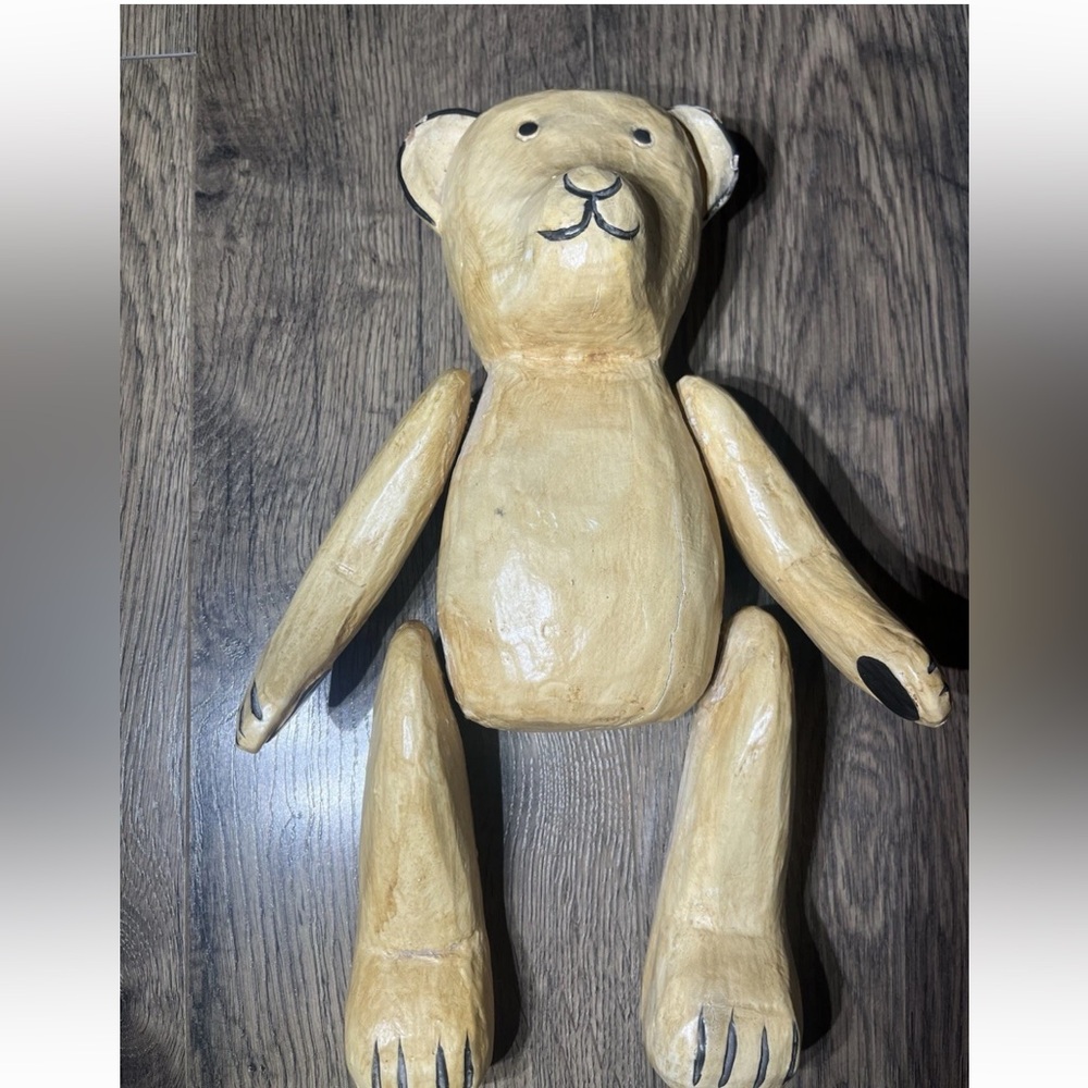 Vintage Wooden Hand Carved Teddy Bear Whimsical Animal Cabin Decor Woodland Folk - Picture 10 of 10